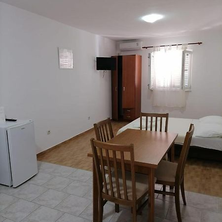 Apartmani Gajeta Biograd Na Moru Ngoại thất bức ảnh